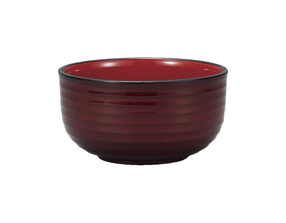他にはない質感の漆器