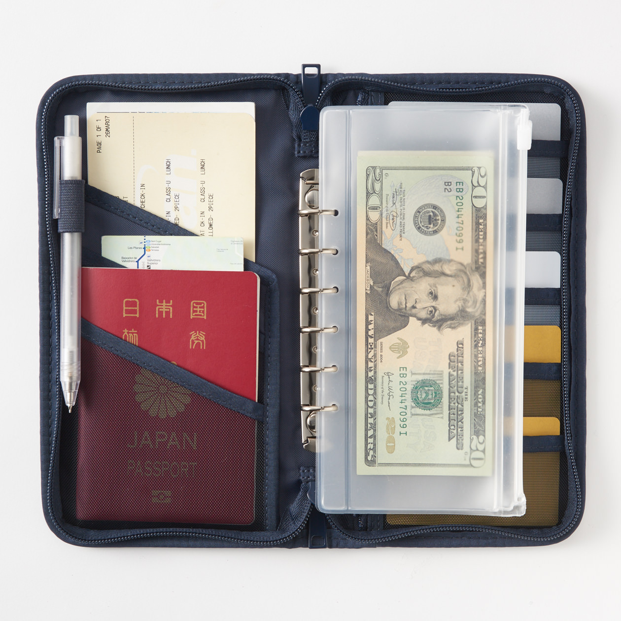 パスポートケースのおすすめ9選！スキミング防止や透明タイプも HEIM [ハイム]