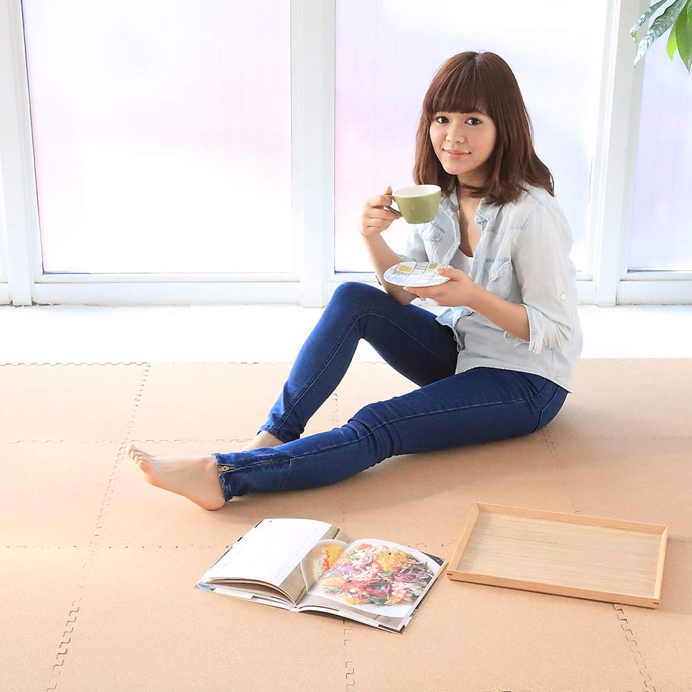 フローリングに傷や汚れを付けたくない