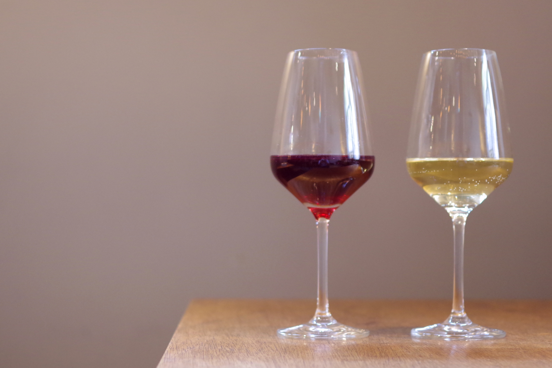 赤ワインと白ワインの違い