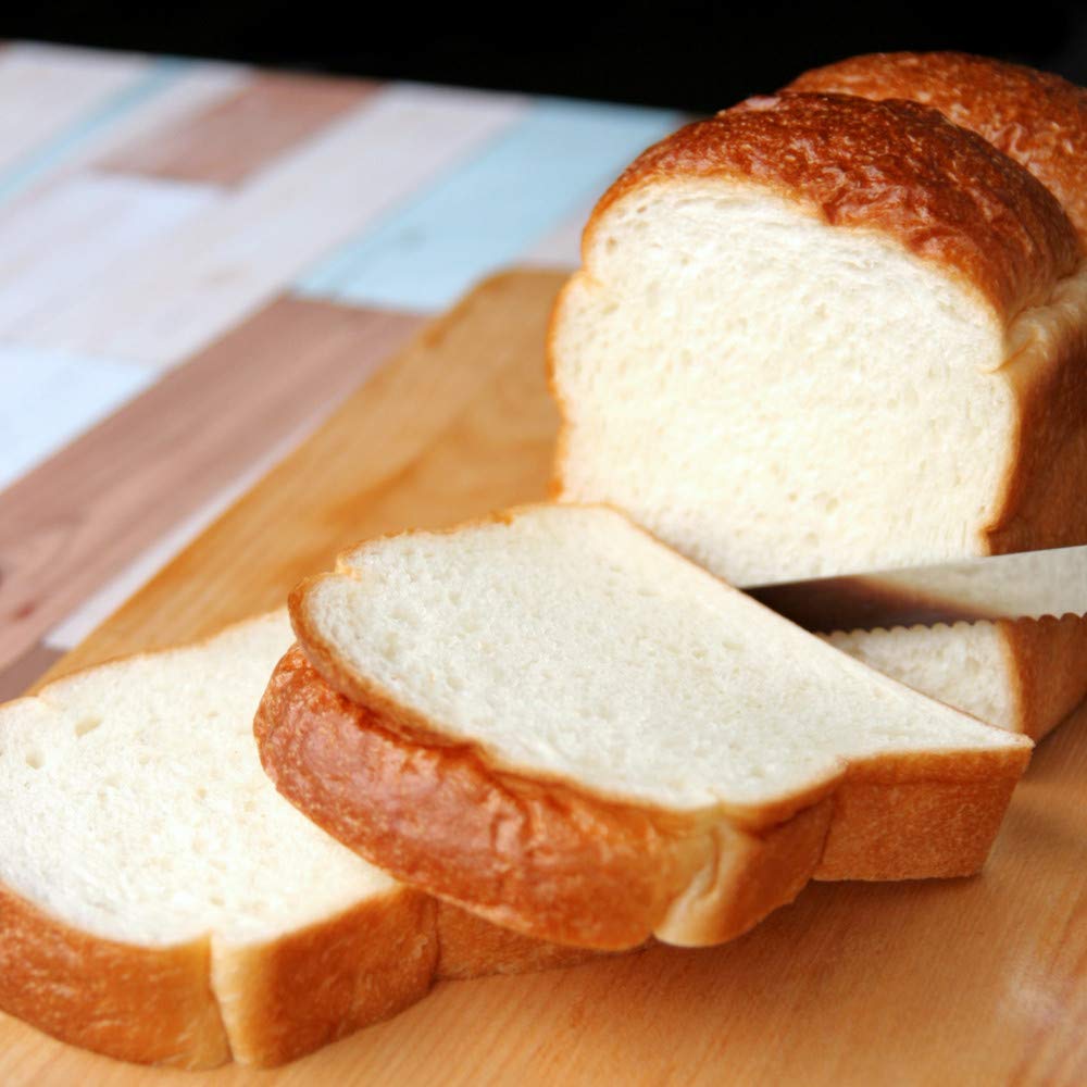 朝食にはスタンダードなパン