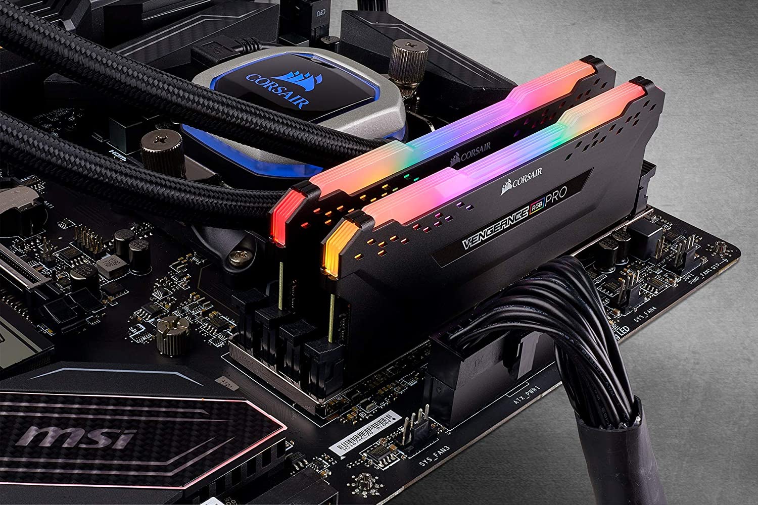 手持ちのPCに「メモリ規格」が対応しているか確認