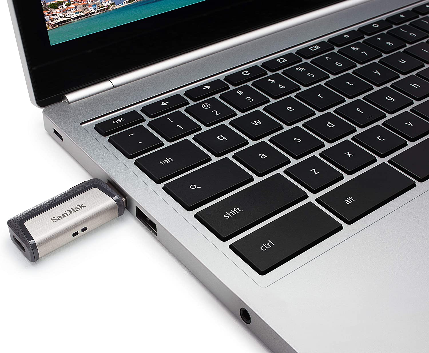 多くのPCに対応したUSB Type-A端子