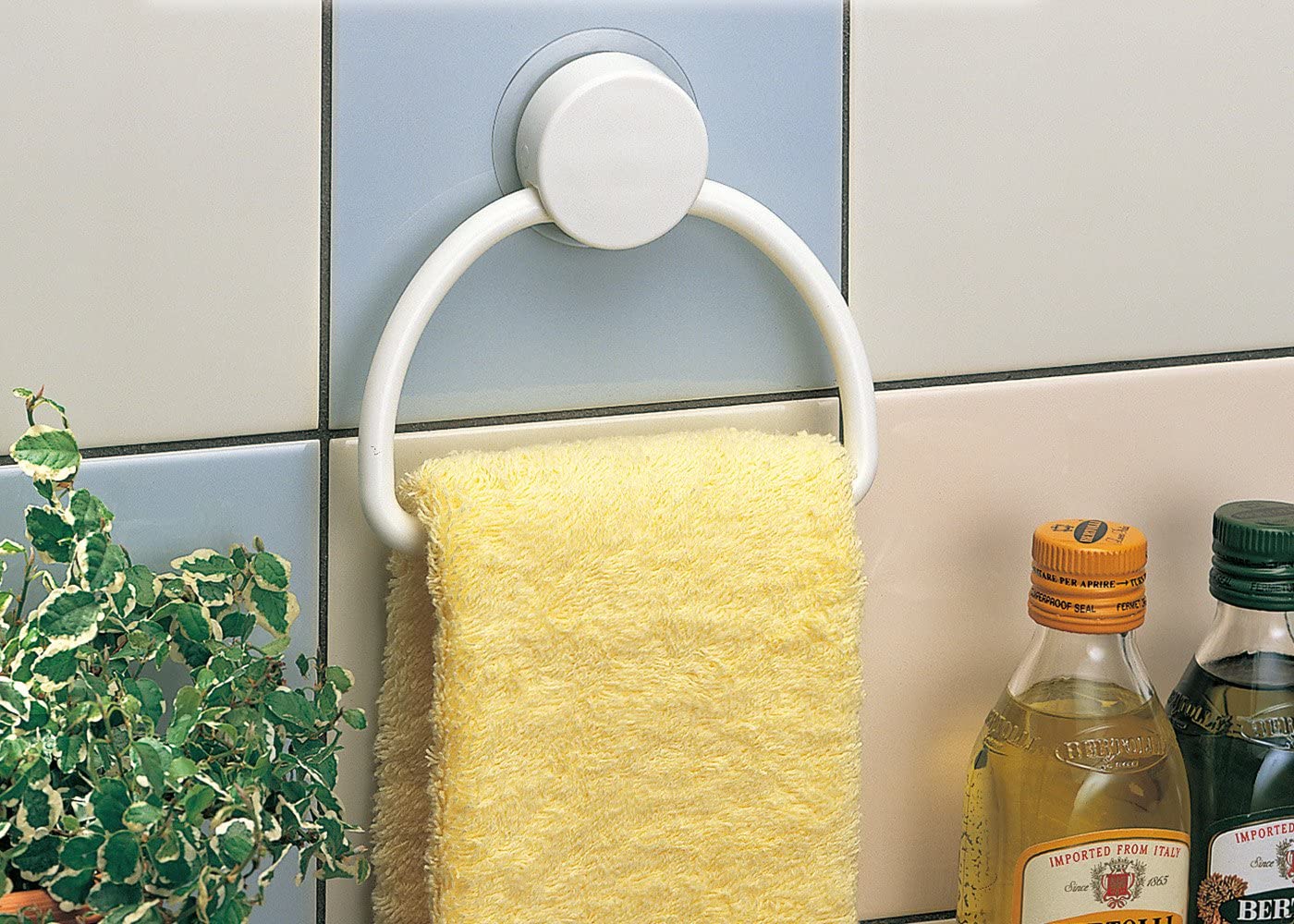 吸盤式:浴室や洗面所での使用におすすめ