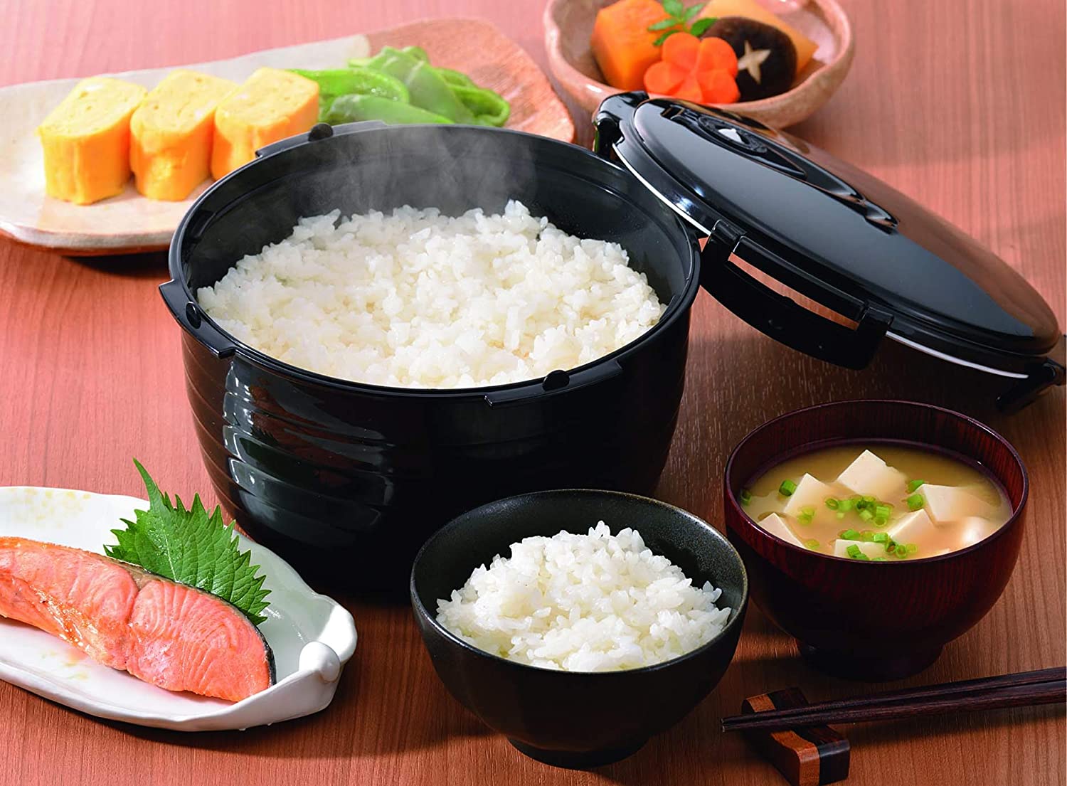一人暮らしには水切りつきの電子レンジ炊飯器もおすすめ