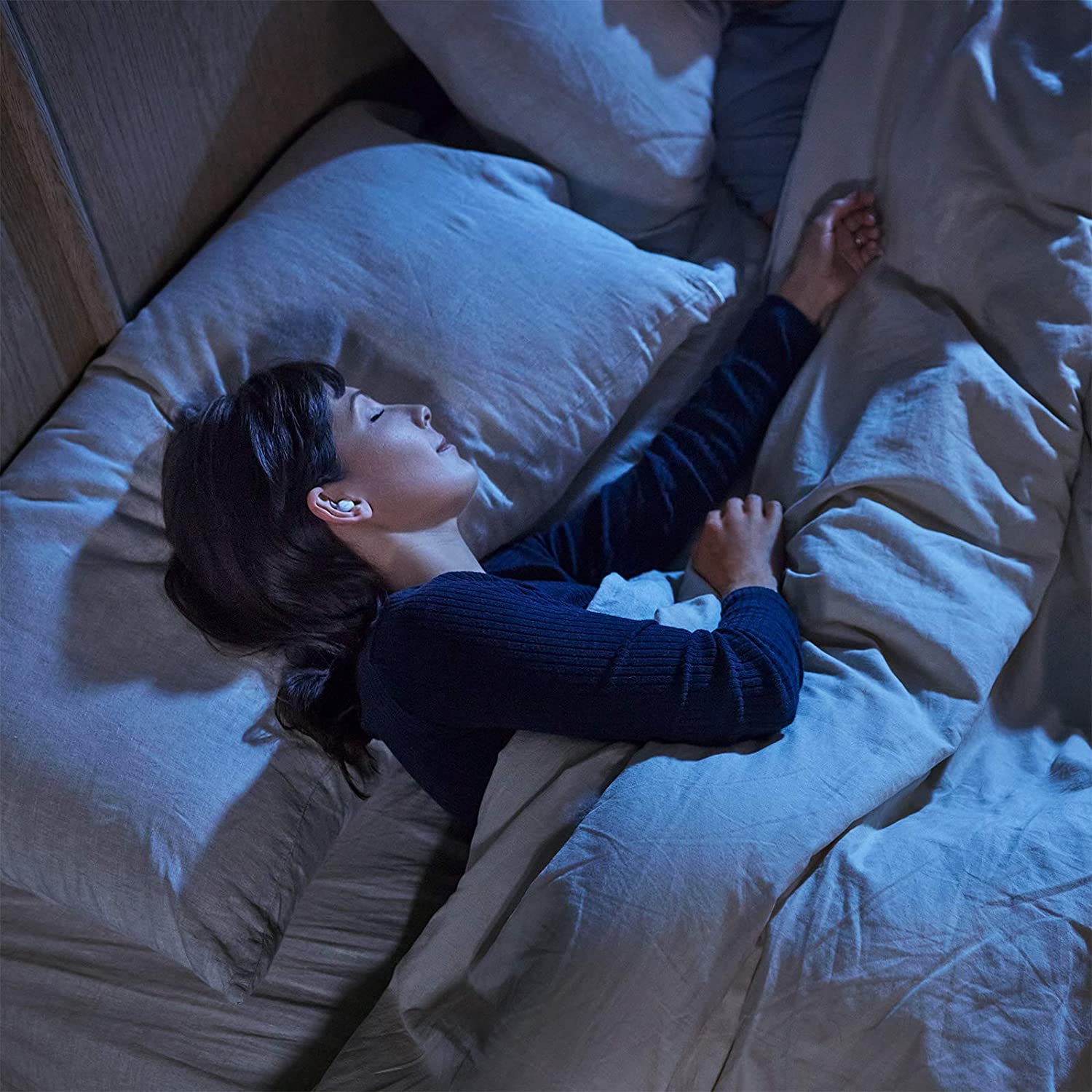 便利な機能付きの睡眠専用のイヤホンもチェック