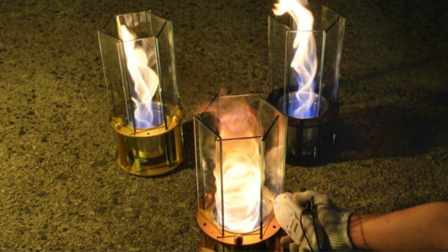 キャンプに差をつける！立ち上がる炎が美しすぎるバイオエタノール暖炉をチェック