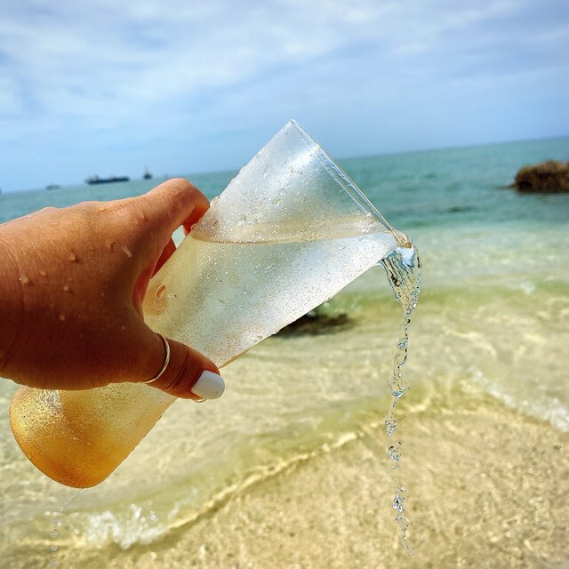 ●お酒が飲みやすい形状の「ビアグラス」